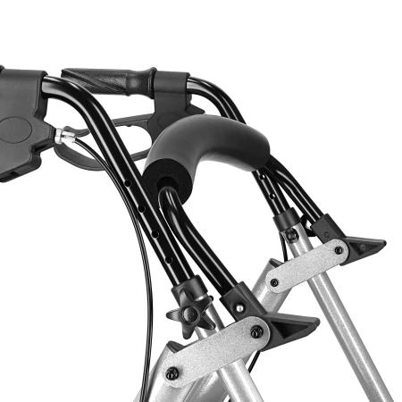 Cărucior cu patru roți cu scaun și geantă argintiu