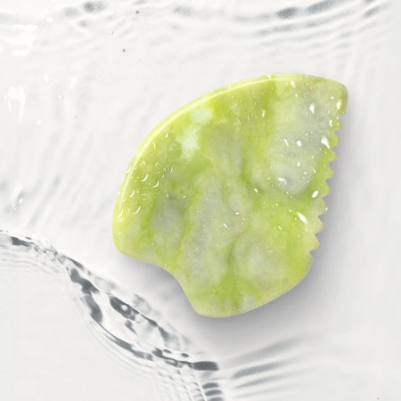 Piatra Gua Sha canelată din jad verde natural
