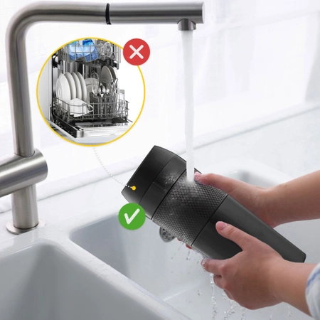 Cana termică Mountain Goat TRAVEL 450 ml negru