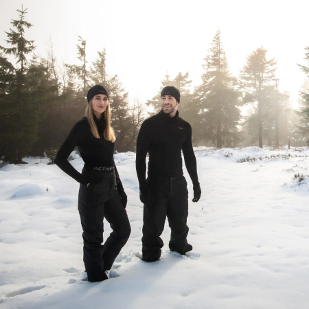 Lenjerie termică unisex – set negru compus dintr-un tricou și pantaloni, mărimea XXL