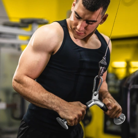 Mâner pentru tracțiuni în formă de V