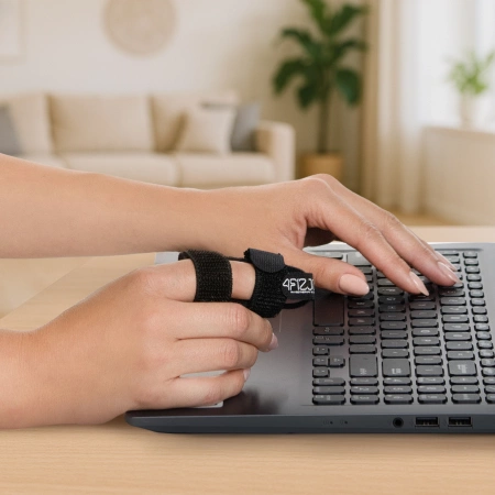 Stabilizator universal pentru deget