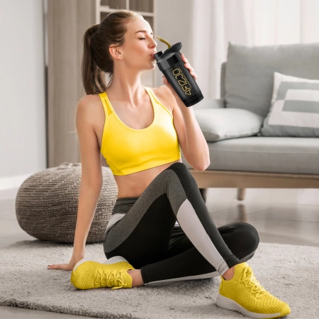 Sports Shaker ULTRA pentru nutrienți 700 ml